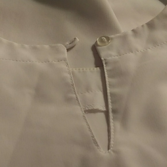 WHITE HOLIDAY BLOUSE( JACK MULQUEEN bundled - Picture 6 of 7